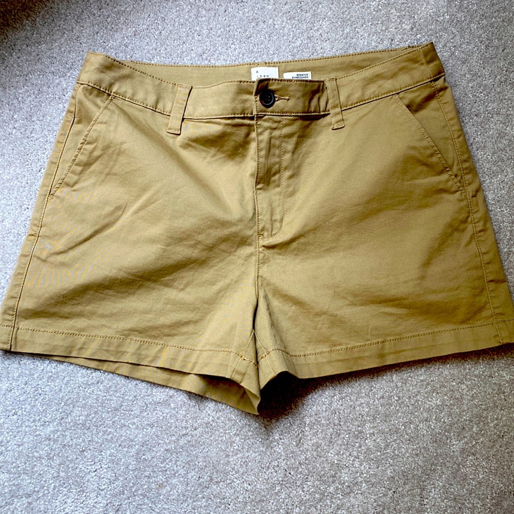 A new day size 10 shorts